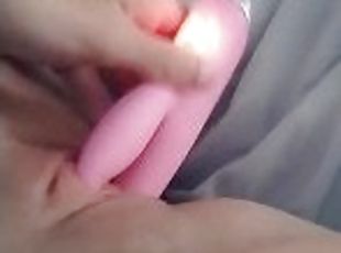 masturbation, orgasme, chatte-pussy, amateur, jouet, pute, serrée, solo, rasé