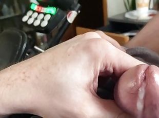 masturbation, orgasme, amateur, ejaculation-sur-le-corps, énorme-bite, branlette, compilation, secousses, webcam, attrapée