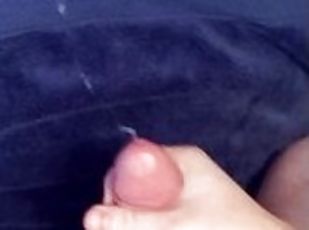 masturbation, amateur, ejaculation-sur-le-corps, première-fois, solo