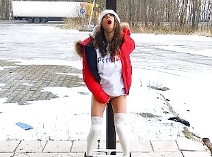 masturbation, orgasme, en-plein-air, pisser, public, chatte-pussy, femme, amateur, doigtage, salope