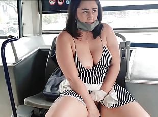 gros-nichons, giclée, milf, jouet, bus, solo, brunette, string