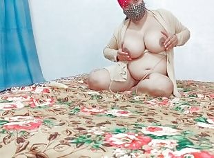 Chubby Bbw Girl Showing Boobs In Hijab