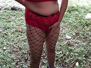 tetas-grandes, al-aire-libre, amateur, paja, indio, corrida-interna, regordeta-chubby, primera-persona, morena