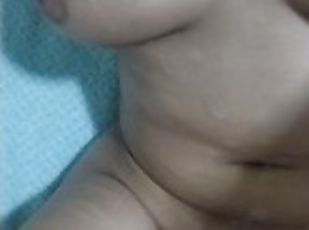 tetas-grandes, masturbación, amateur, mamada, chorro-de-corrida, adolescente, latino, paja, realidad