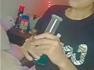 masturbação, amador, adolescente, webcam, sozinho, fumando, tetas-pequenas