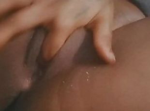 masturbation, chatte-pussy, amateur, ébène, black, doigtage, solo, humide, tatouage