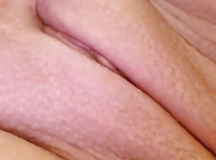 clito, masturbation, chatte-pussy, amateur, milf, secousses, solo, humide