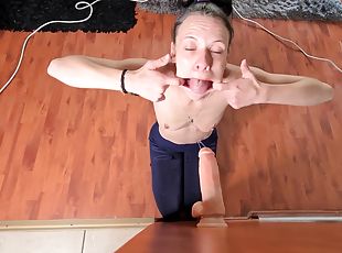 tate-mari, amatori, muie, jucarie, adanc-in-gat, bdsm, pov, fetish, solo, bruneta