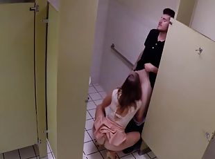 Miss Melrose - Housewife Big Facial In Restaurant Restroom 8 Min