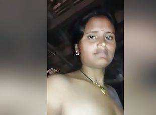 Village Bhabhi Shows Her Boobs And Pussy Part 1