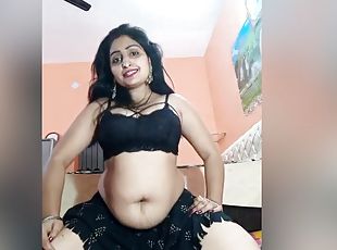 Most Demanded Bhabhi Show Her Big Ass Part 3