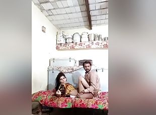 Today Exclusive- Desi Couple Fucking