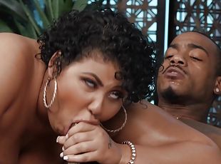 Hung Guy Seduced By Black BBW Simone Richards