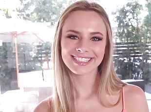 Jillian Janson In Juicy Jillian Loves Sucking