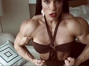 gros-nichons, maman, kinky, seins, fétiche, solo, bikini, musclé, brunette, femme-dominatrice