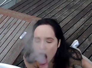 blowjob-seks-dengan-mengisap-penis, remaja, gambarvideo-porno-secara-eksplisit-dan-intens, pasangan, pacar-cowok, berambut-cokelat