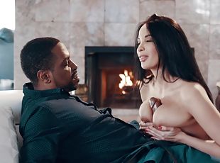 gros-nichons, interracial, hardcore, pornstar, black, couple, ejaculation, naturel, gros-seins, seins