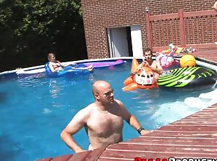 orgie, udendørs, fest, gruppesex-groupsex, perverst, pool, tatovering