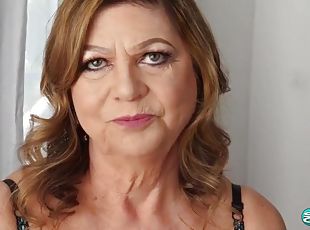 gros-nichons, masturbation, anal, mature, granny, milf, naturel, gros-seins, seins, solo