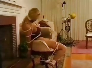 gros-nichons, babes, milf, bdsm, ligotée, lingerie, bondage