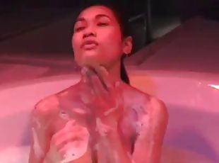 asia, mandi, amatir, blowjob-seks-dengan-mengisap-penis, antar-ras, thailand, mandi-shower