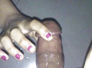 Paki girl giving handjob