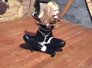 store-patter, bdsm, blond, fetish, latex, bondage, lænket