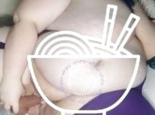 gros-nichons, masturbation, chatte-pussy, amateur, jouet, belle-femme-ronde, gode, solo, humide