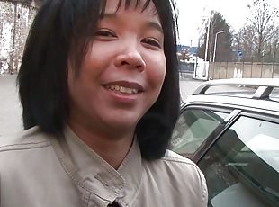 asiatiche, tettone, masturbarsi, orgasmi, fichette, magre, schizzi-di-umore, amatoriali, mammine-mature, mamme