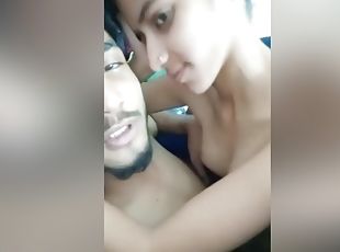 Apni Girlfriend Ko Oyo Me Lekajar Jaam Ke Chudai Ki