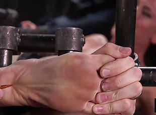 gros-nichons, milf, bdsm, pieds, fétiche, bondage