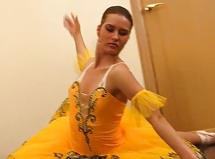 Ballerina dana