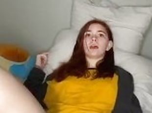 masturbation, orgasme, amateur, babes, ados, rousse, jeune-18, solo, réalité, petits-seins