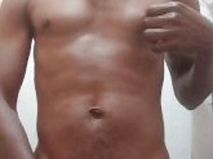 amateur, fellation, ejaculation-sur-le-corps, gay, branlette, massage, black, solo, dure