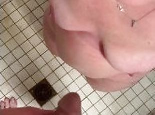 gros-nichons, pisser, public, femme, amateur, mature, blonde, fétiche, solo, réalité