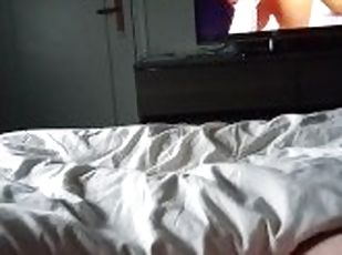 masturbation, orgasme, amateur, ejaculation-sur-le-corps, branlette, massage, française, point-de-vue, solo