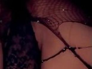 Show me that Fishnet Pussy