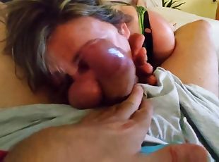 cul, masturbation, amateur, mature, énorme-bite, milf, branlette, ejaculation-interne, point-de-vue, boules