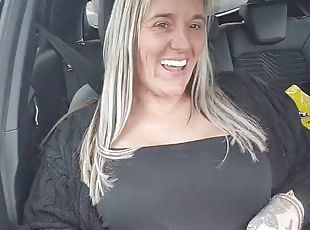 Horny MILF playing with her pussy in the car!