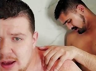 baignade, amateur, anal, ejaculation-sur-le-corps, énorme-bite, gay, maison, couple, joufflue, point-de-vue