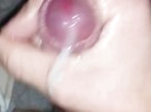 mastubasi, amatir, cumshot-keluarnya-sperma, remaja, handjob-seks-dengan-tangan-wanita-pada-penis-laki-laki, sudut-pandang, sperma, seorang-diri, perawan