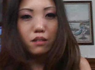 asiatique, babes, fellation, ejaculation-sur-le-corps, branlette, brunette, petits-seins