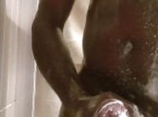 baignade, amateur, ejaculation-sur-le-corps, ébène, énorme-bite, massage, black, douche, solo, lait