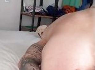 gay, dildo, sozinho, musculado, tatuagem