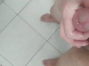 masturbation, orgasme, amateur, ejaculation-sur-le-corps, gay, branlette, pieds, percé, solo, ours