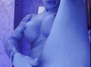 gros-nichons, masturbation, orgasme, public, chatte-pussy, amateur, hardcore, ejaculation-interne, doigtage, blonde