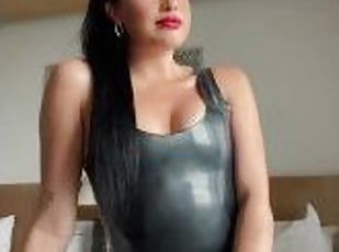 amateur, babes, ejaculation-sur-le-corps, ejaculation-interne, pieds, britannique, fétiche, latex, solo, cocu