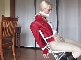 pissing, amatorskie, bdsm, blondynka, fetysz, solo