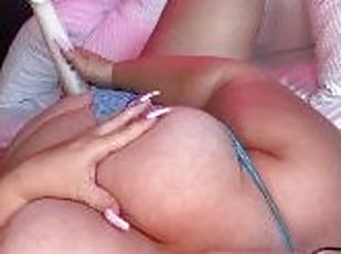 cul, gros-nichons, masturbation, amateur, belle-femme-ronde, joufflue, ejaculation, seins, bout-a-bout, solo