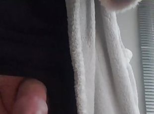 masturbation, public, amateur, ejaculation-sur-le-corps, ejaculation-interne, mignonne, solo